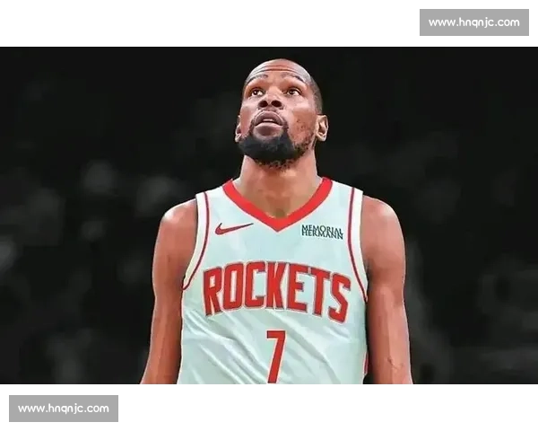 杜兰特巴黎街头即兴练球：铁塔下的篮球诗人